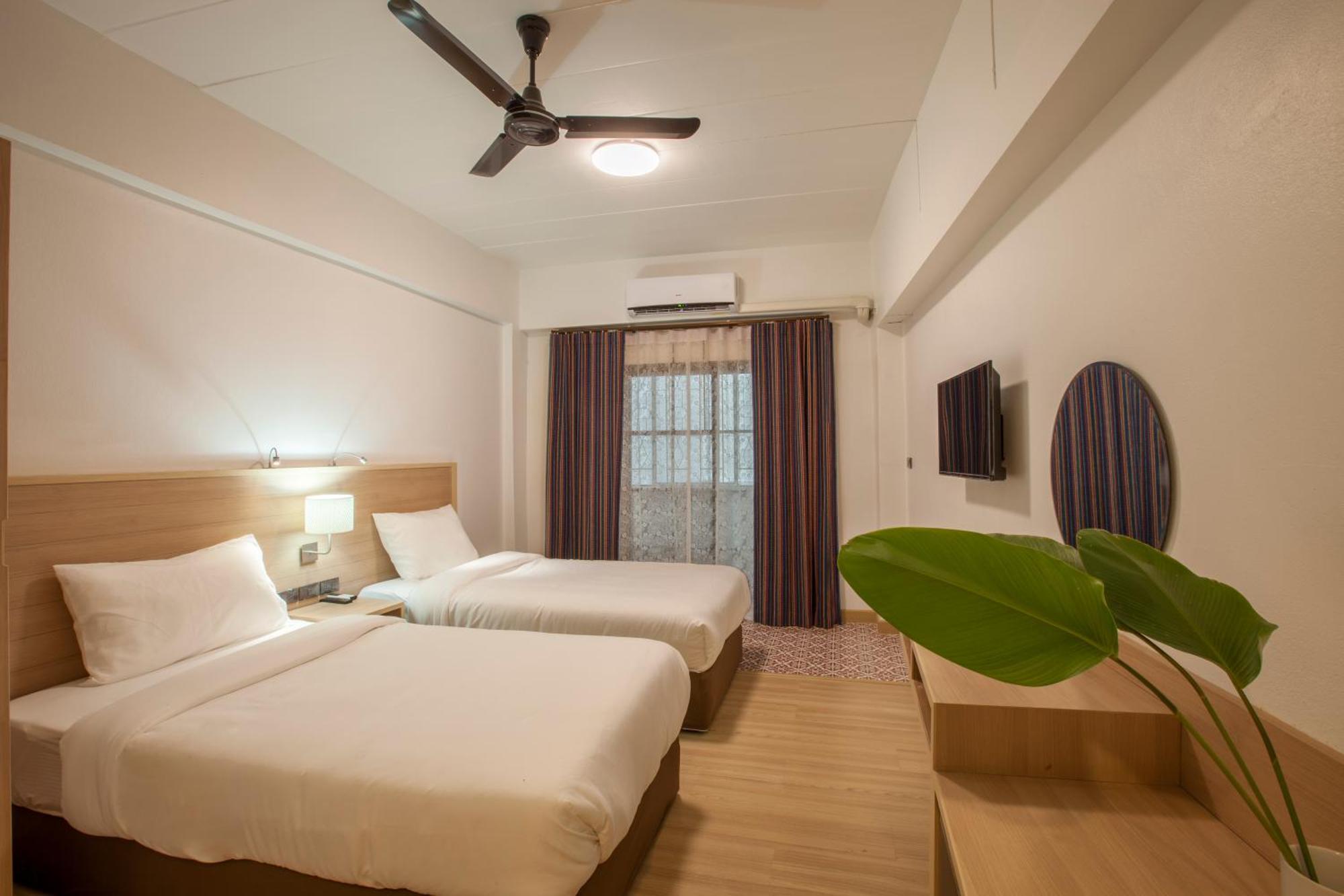 Rcn Court & Inn Chiang Mai Ngoại thất bức ảnh