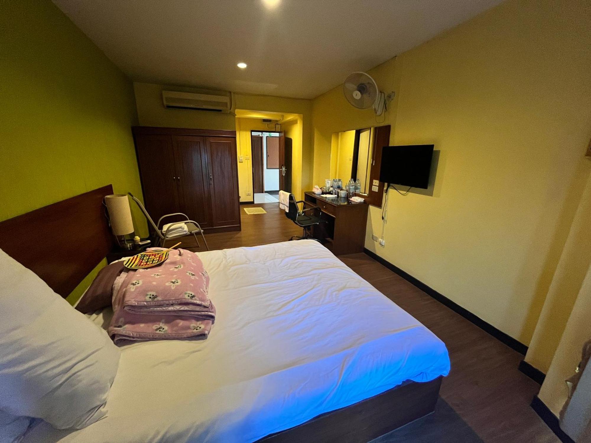 Rcn Court & Inn Chiang Mai Ngoại thất bức ảnh