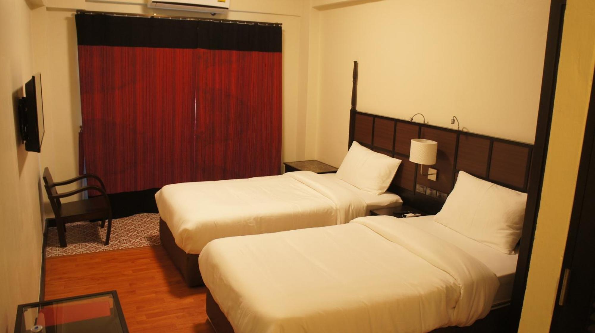 Rcn Court & Inn Chiang Mai Ngoại thất bức ảnh